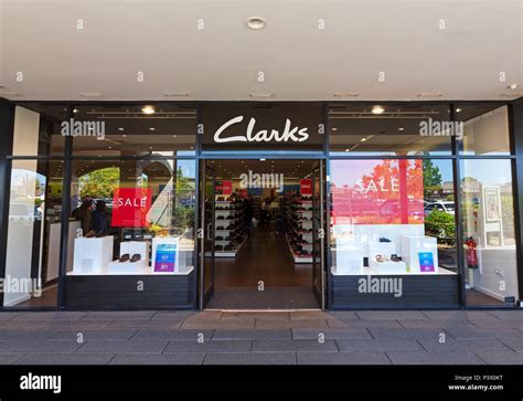 clarks Cheshire Oaks outlet